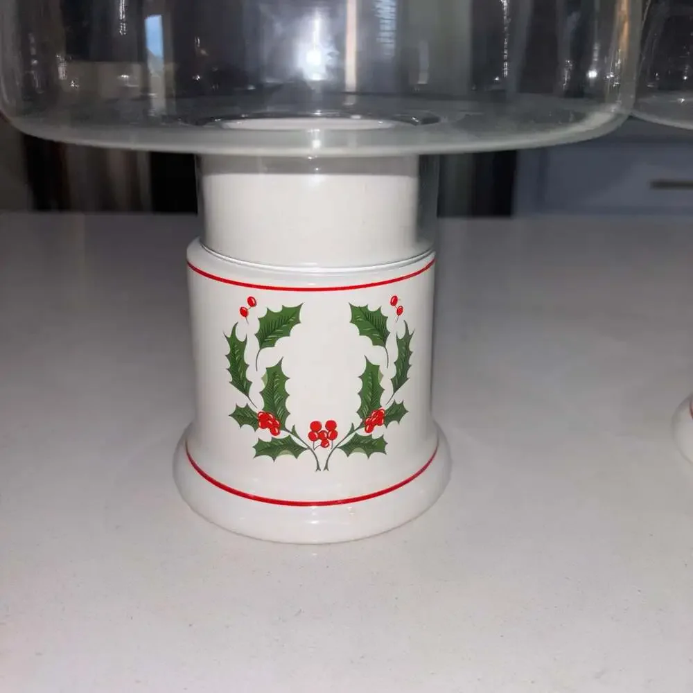 Vintage Classique Christmas Hurricane Lamp Jay Import Co Japan 14-7979